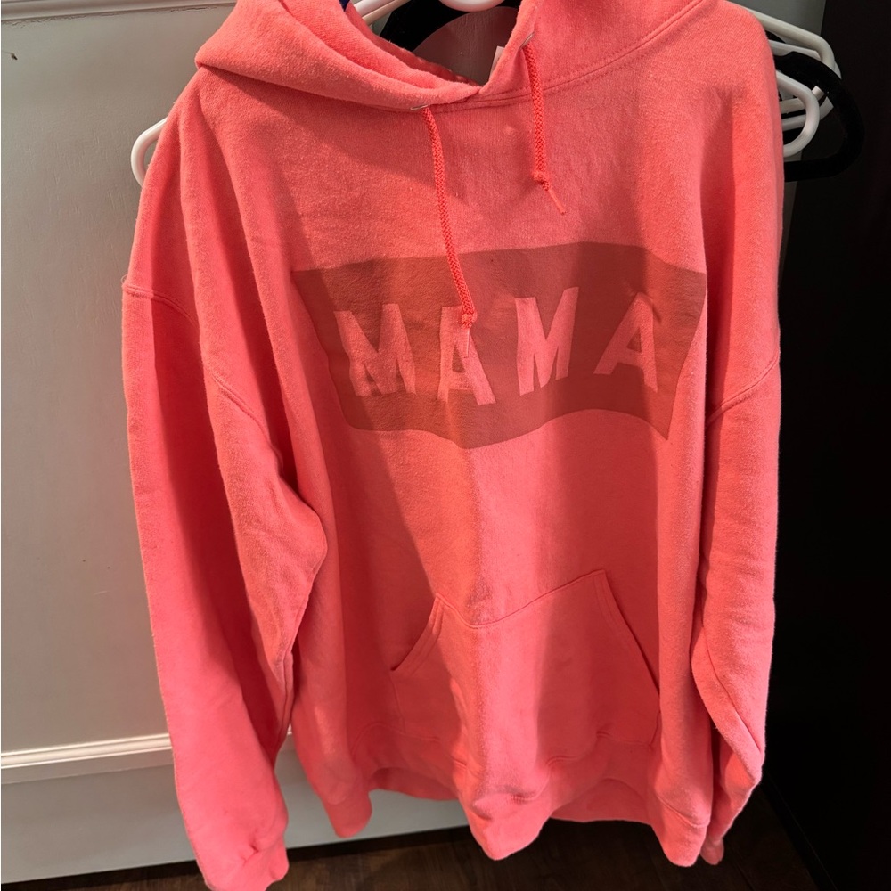 Pink 'MAMA' Hoodie